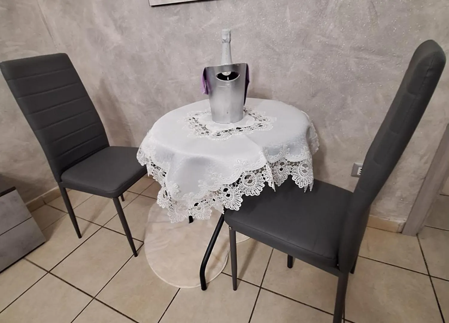 Homesweet Aeroporto di Catania Fontana Rossa Appartamento